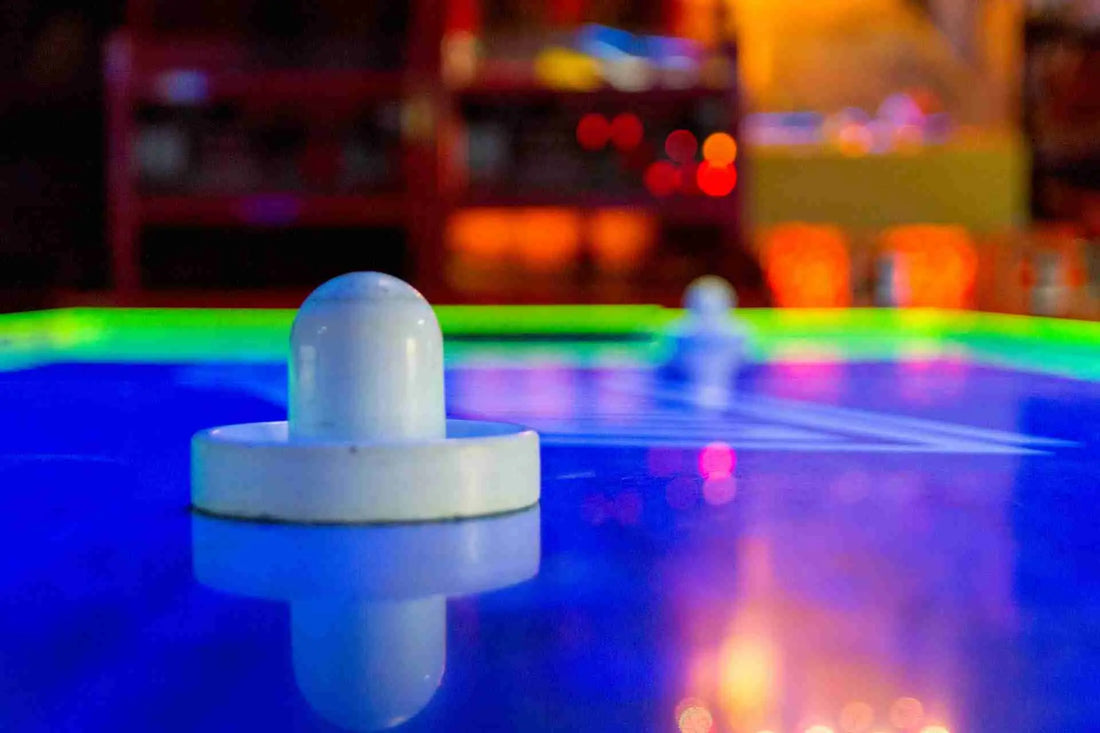 Com'è fatto un tavolo da air hockey