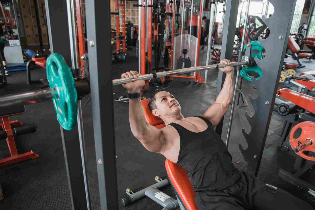Smith Machine - Plate Loaded