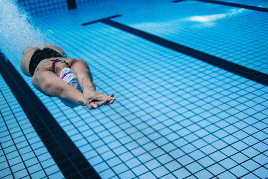 10 allenamenti in piscina per l'estate