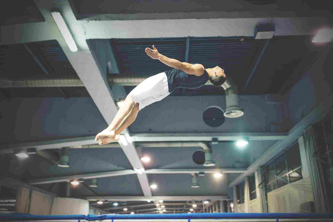 Trampolino elastico da piscina