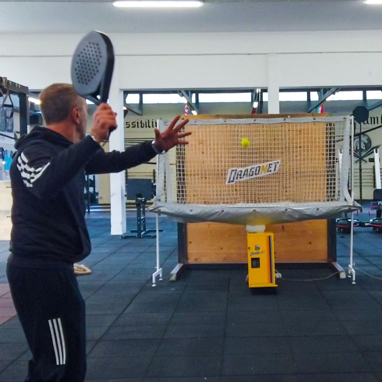 Robot Lancia Palline da Padel Automatico Dragonet Starter